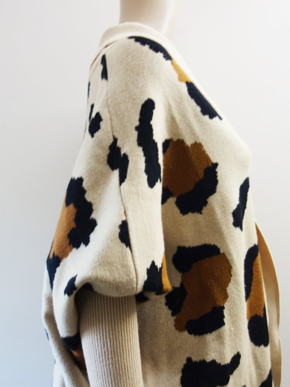 Philosophy Republic Clothing Leopard Print Cardigan Sweater Knit (S) EUC - Picture 7 of 11